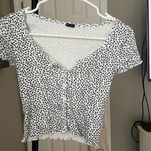 FLORAL BEANDY MELVILLE TEE!